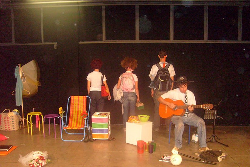 Segunda cena da peça: Jeans e All Star